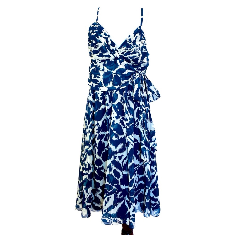 BCBGMaxAzria Silk Dress 12 Blue White Print Sleeveless Spaghetti Strap Wedding